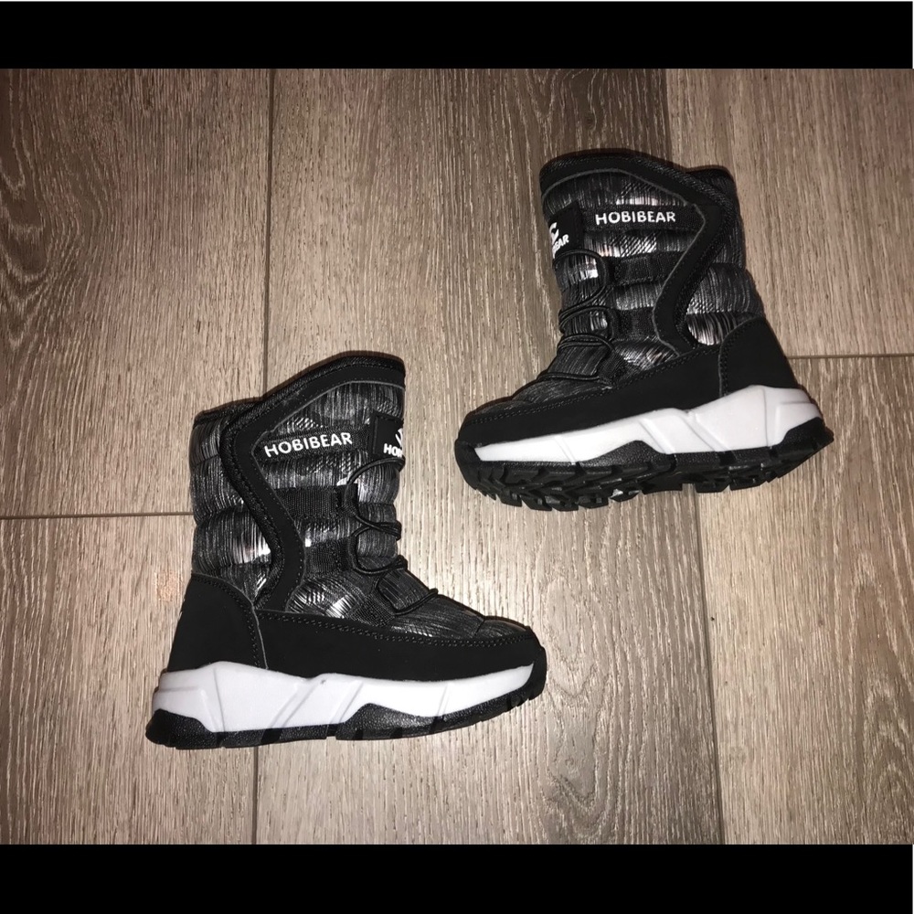Hobibear snow boots size 10/11. - Picture 1 of 7